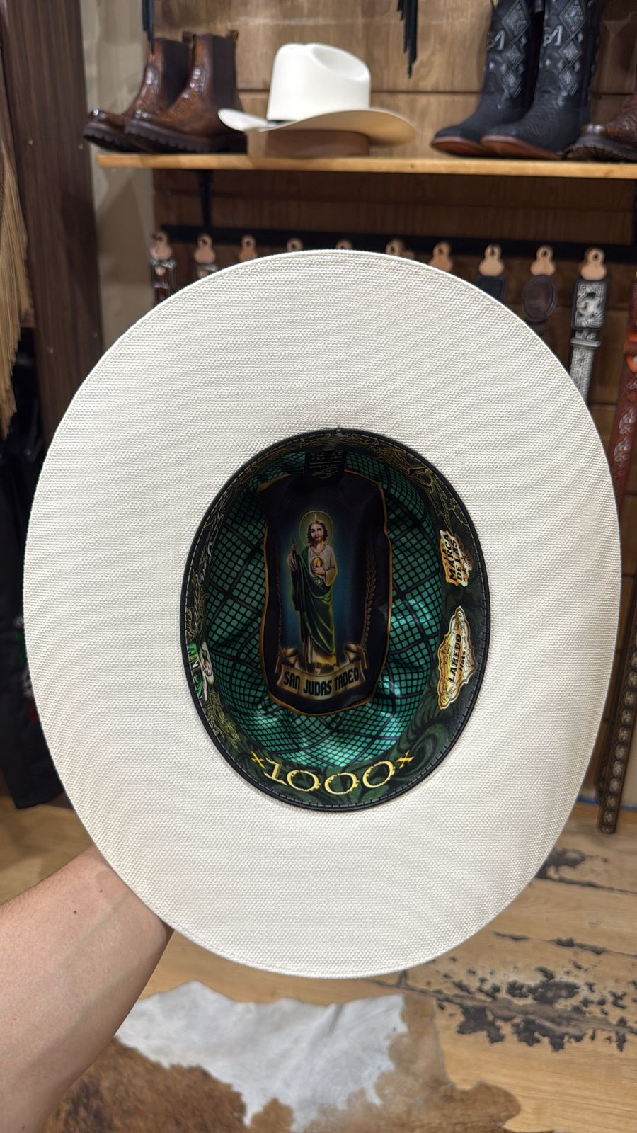 Laredo 1000x Edicicion San Judas Tadeo